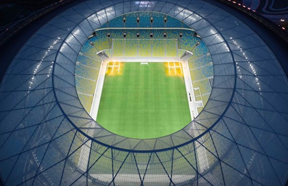 鳳凰山專業足球場揭幕大秀：2021賽季足協杯決賽即将上演